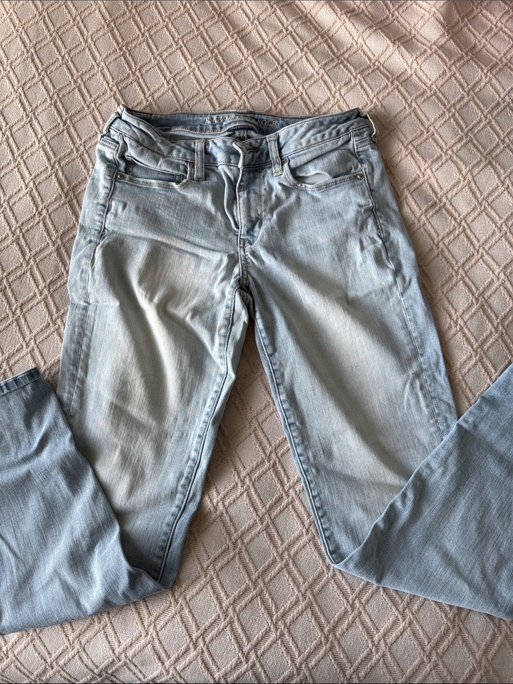 American Eagle Outfitters Light Blue Skinny Jeans